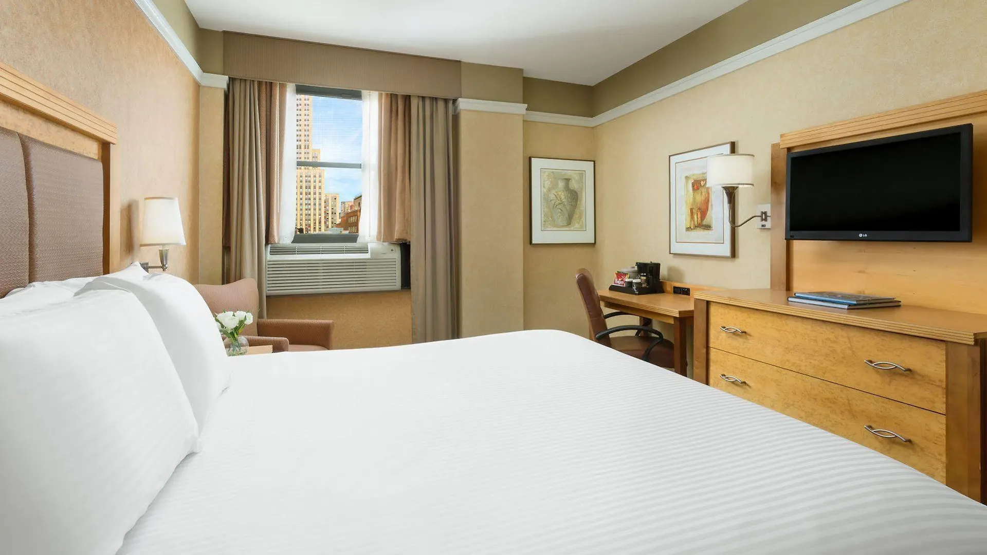 Nyma, The New York Manhattan Hotel